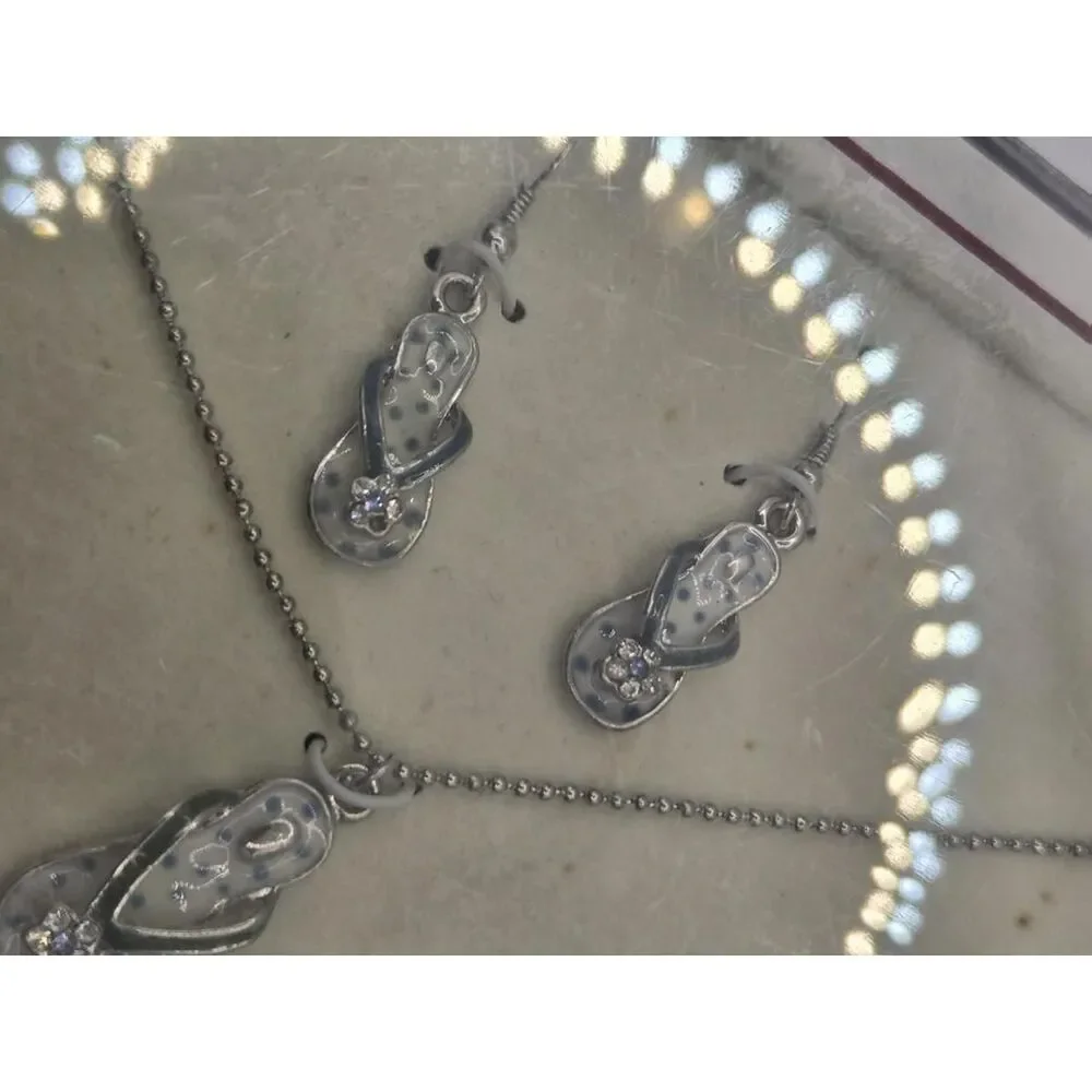 New Old Stock Beach Themed Watch and Jewelery Set - Watch, Necklace and Earrings